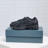 Men's Sneaker